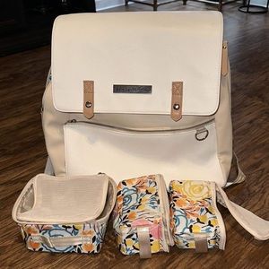 Petunia pickle bottom “toasted marshmallow” bag with matching cubes